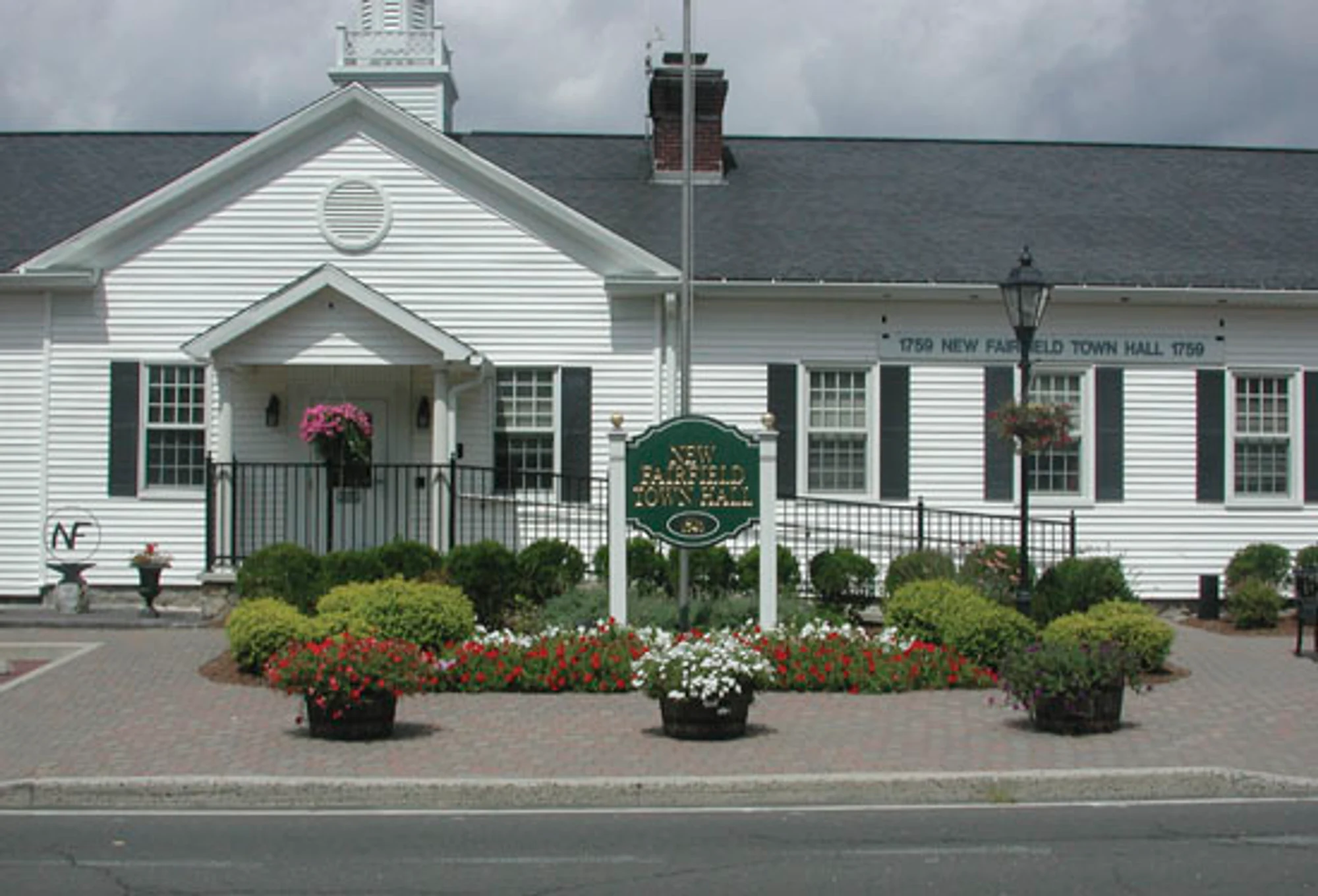 Downtown New Fairfield streetscape and pedestrian improvements